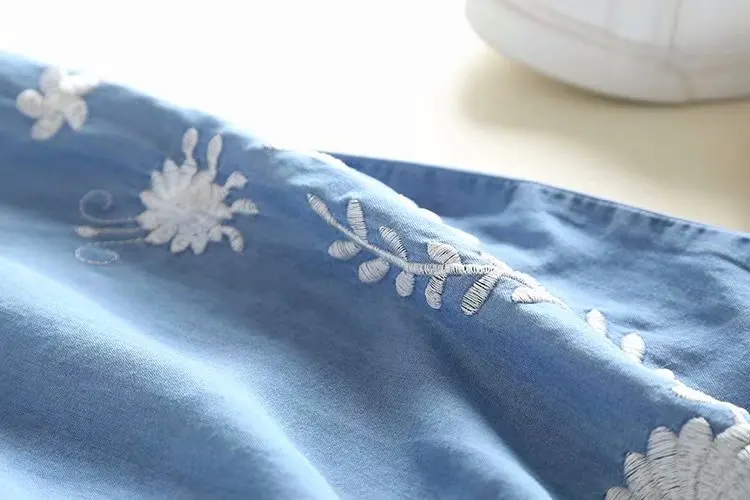 Мягкое джинсовое платье с вышивкой, женское Повседневное платье с короткими рукавами и длиной до колена, летние джинсовые платья из хлопка, милые светло-голубые Модные платья с круглым вырезом