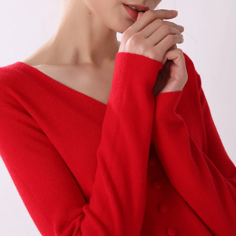 19 spring and summer new sweater single-breasted female long-sleeved shirt V-neck bottoming slim slimming |