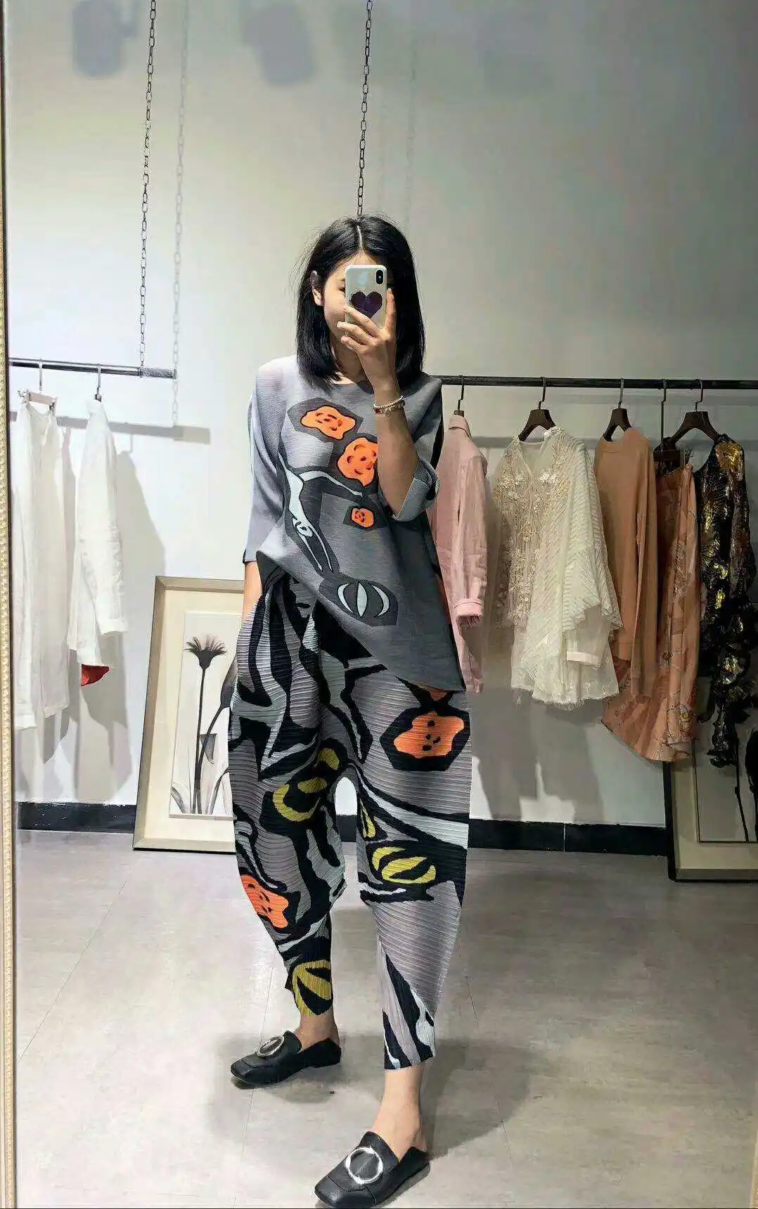 MIYAKE костюм Женский Летний Стиль складки Мода Европа станция редиска футболка+ брюки из двух частей плиссированные костюм