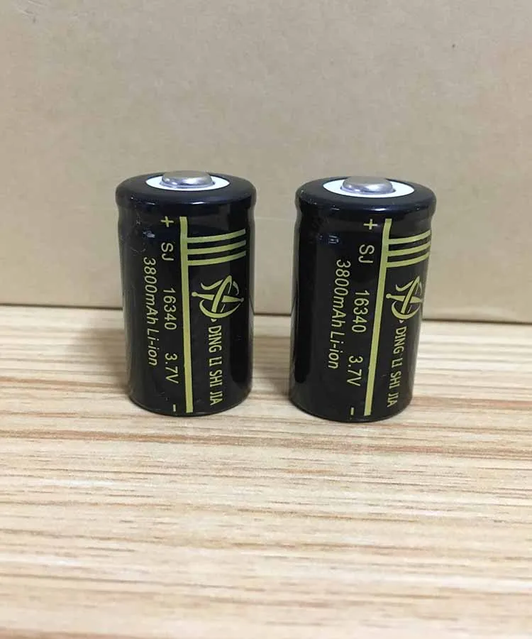 DING Ли Ши Цзя 4 шт 16340 Перезаряжаемые литиевая батарея 3800 mAh 3,7 V лазерная ручка красный и зеленый снаружи линии батареи