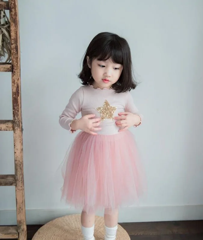 

Flower Girls Dress Ruffle Tulle Dress For Kids Long Sleeve Swing Dresses For Teen Birthday Outfits In Party For Spring