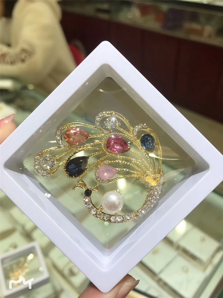 Fashion Natural High Quality Pearl Brooch Pin Classic Charming Noble Accessories Designer Brooches for Women Luxury |