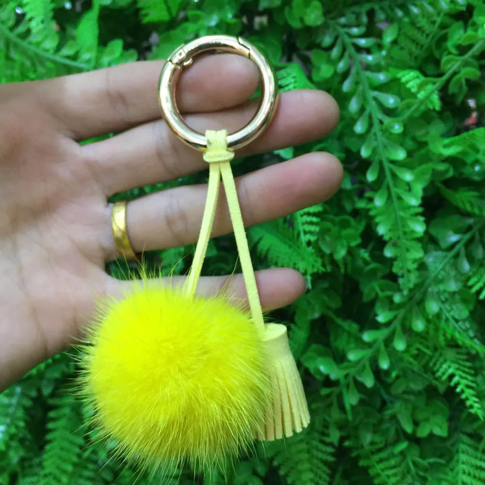 Брелок с помпоном из меха норки сумка натурального шарма кожаная подвеска