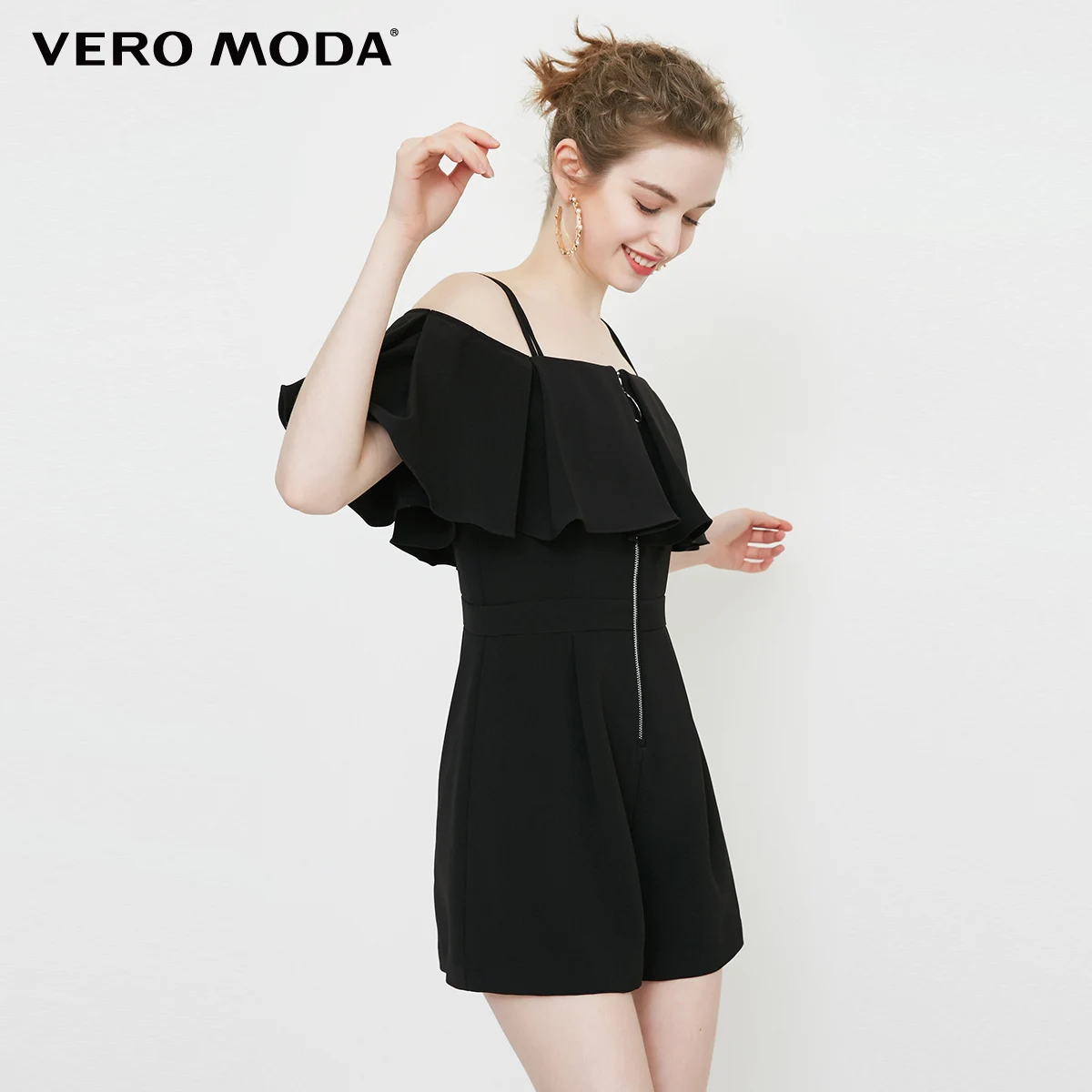 Vero Moda женский короткий комбинезон на молнии с гофрированными лямками | 318378503 - Цвет: Black