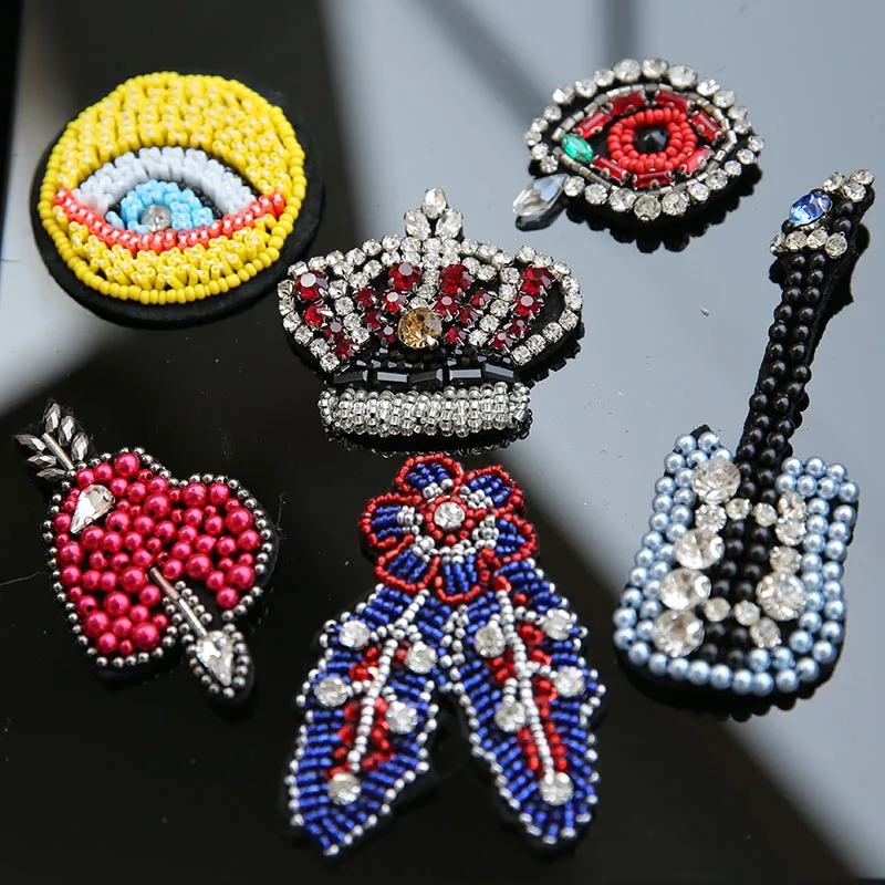 

1pc 3d handmade rhinestone beaded patches for clothing eye heart crown embroidery parche Decorative patch applique sequins