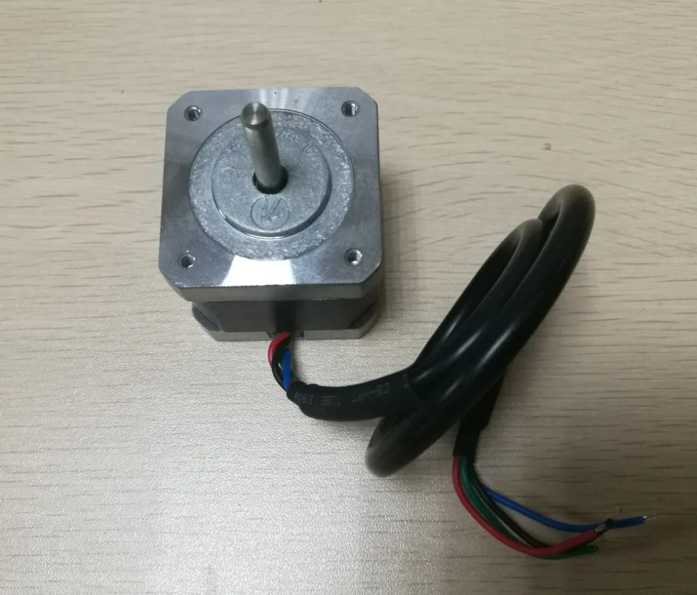 

New Leadshine 42CM06 NEMA 17 stepper motor with 0.6 N.m (85 oz-in) holding torque 2 phase step motor 4 wires shaft size 5mm