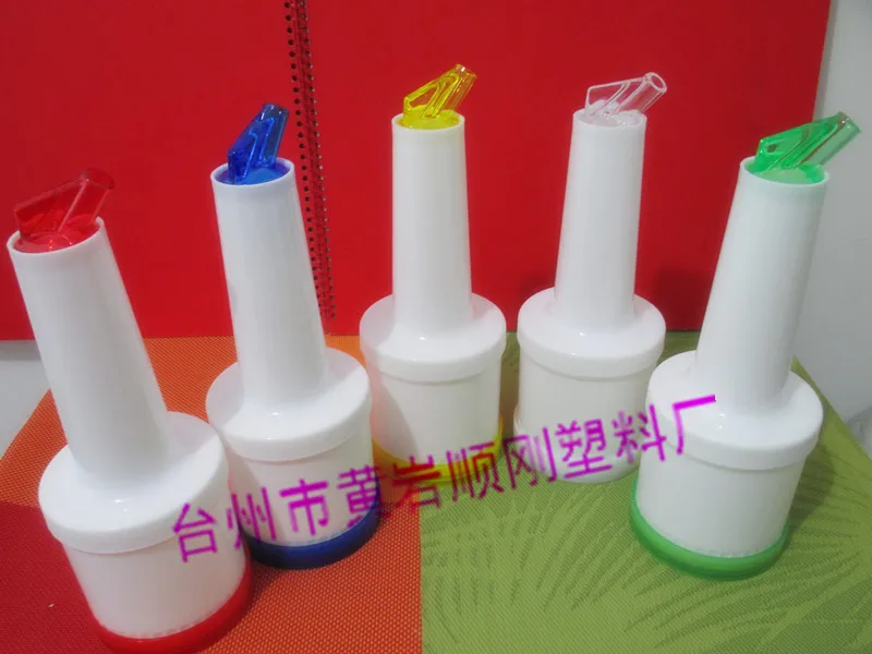 

Free shipping 2 pcs/lot Plastic juice pot juice bottle fruit juice bucket bottle plastic pot cold water pot 0.5L