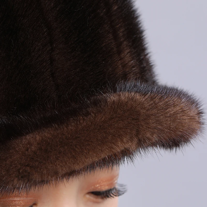 

Russian Winter Cap Women's Natural Mink Fur Hat Large Fox Fur Pompom Ladies Fashion Streetwear Hat Warm Fur Czapka Zimowa MY820