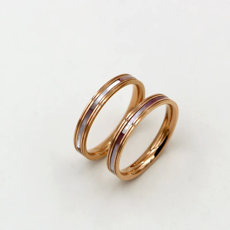 Женское кольцо из нержавеющей стали под розовое золото