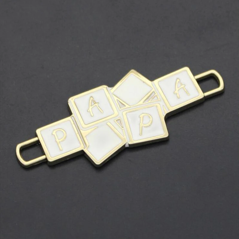 

10 pcs high quality garment alloy embossed labels handmade private sewing nameplate for clothes trade 2*4cm small metal label