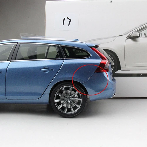 No.17 V60 Неисправная модель 1/18 Volvo XC90 XC60 S90 XC40 XC CLASSIC V60 V40 модель автомобиля литая под давлением Модель автомобиля игрушки детские подарки для мальчиков девочек - Цвет: No.17 V60