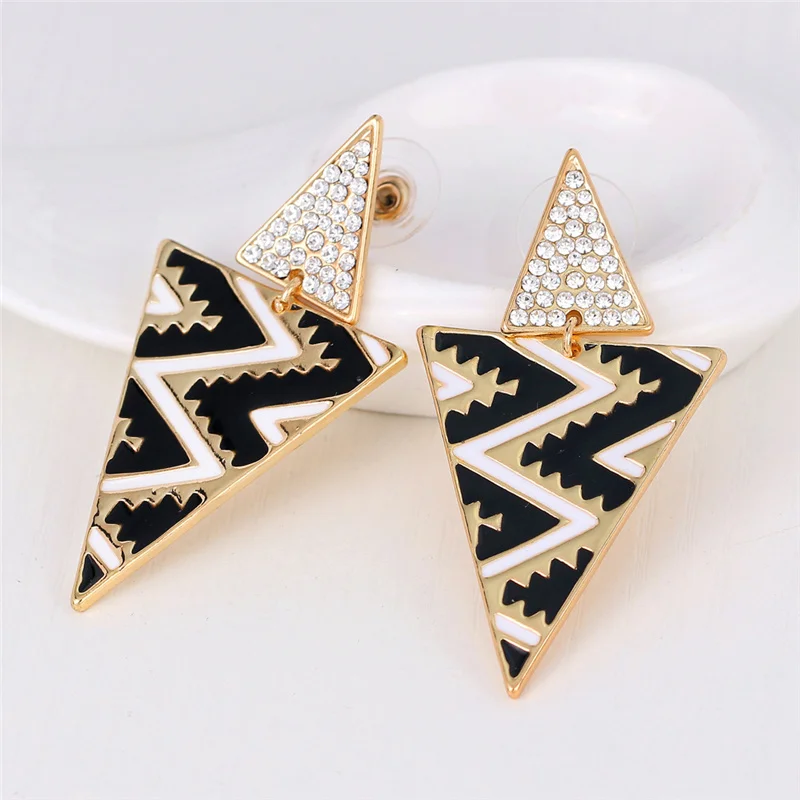 2017 Новые моды элегантный геометрический треугольник серьги подвески для женщин