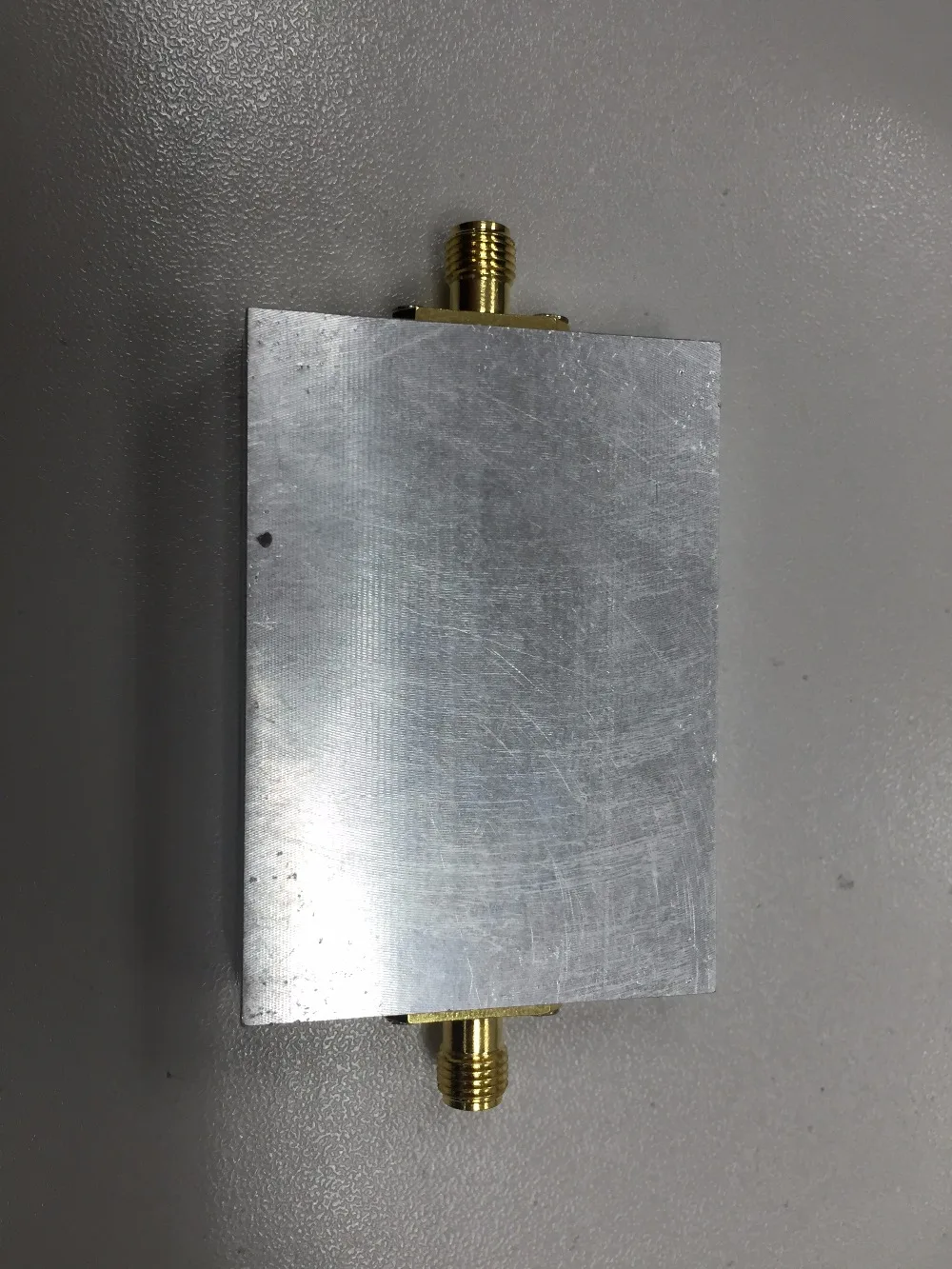 20 МГц-1000 МГц 10W 24 V-32 V постоянного тока трансформатор усилителя широкополосный усилитель мощности