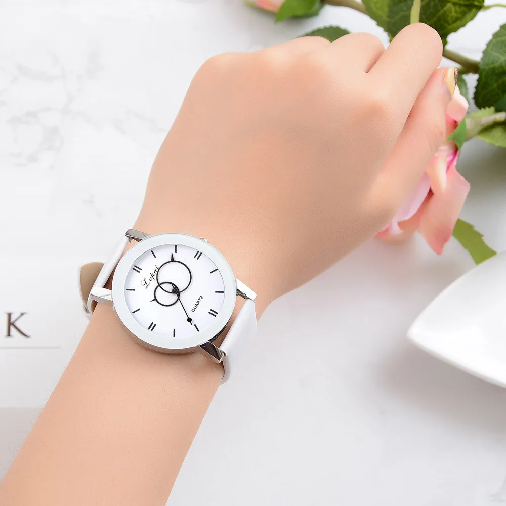Lvpai Vente chaude De модные римские цифры лепесток циферблат кожаный ремешок круглый указатель Классические кварцевые женские наручные часы 30Q