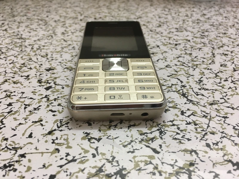 H Mobile S8630 телефон с двумя сим карты Bluetooth фонарик MP3 Камера 2 4 дюймовый дешевый