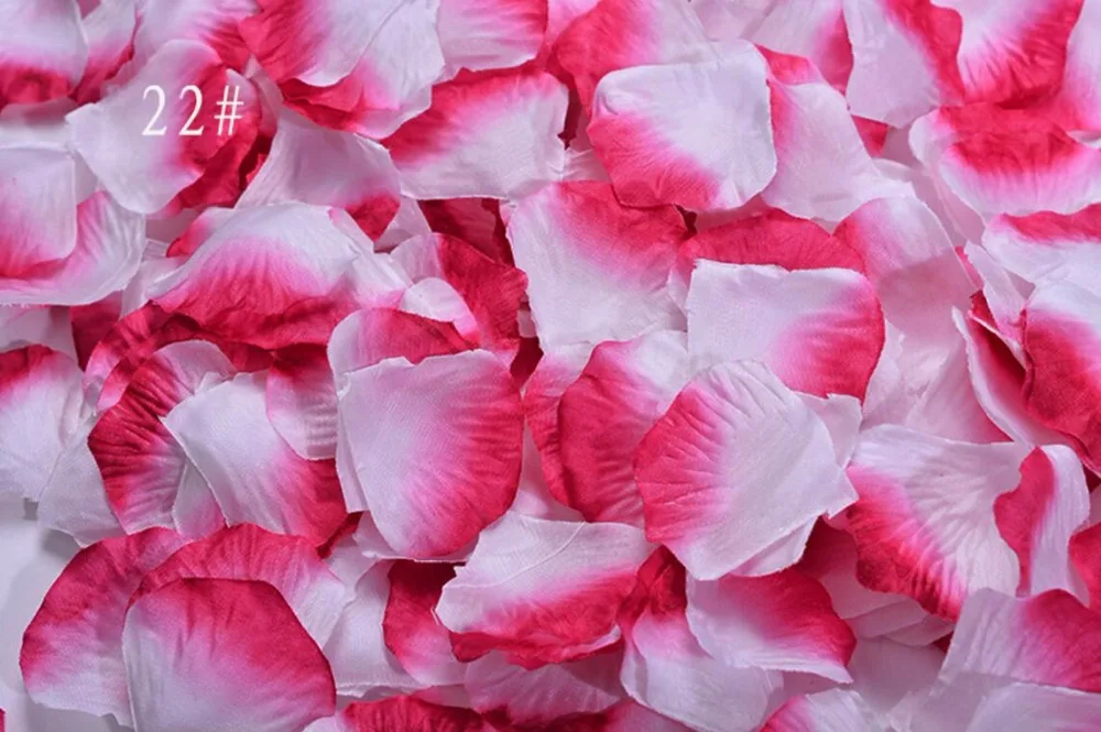 

5,000pcs 4.5*4.5cm Gradient White+Pink Rose Flower Leaves Petals For Wedding Party Holiday Venue Decoration Color-22