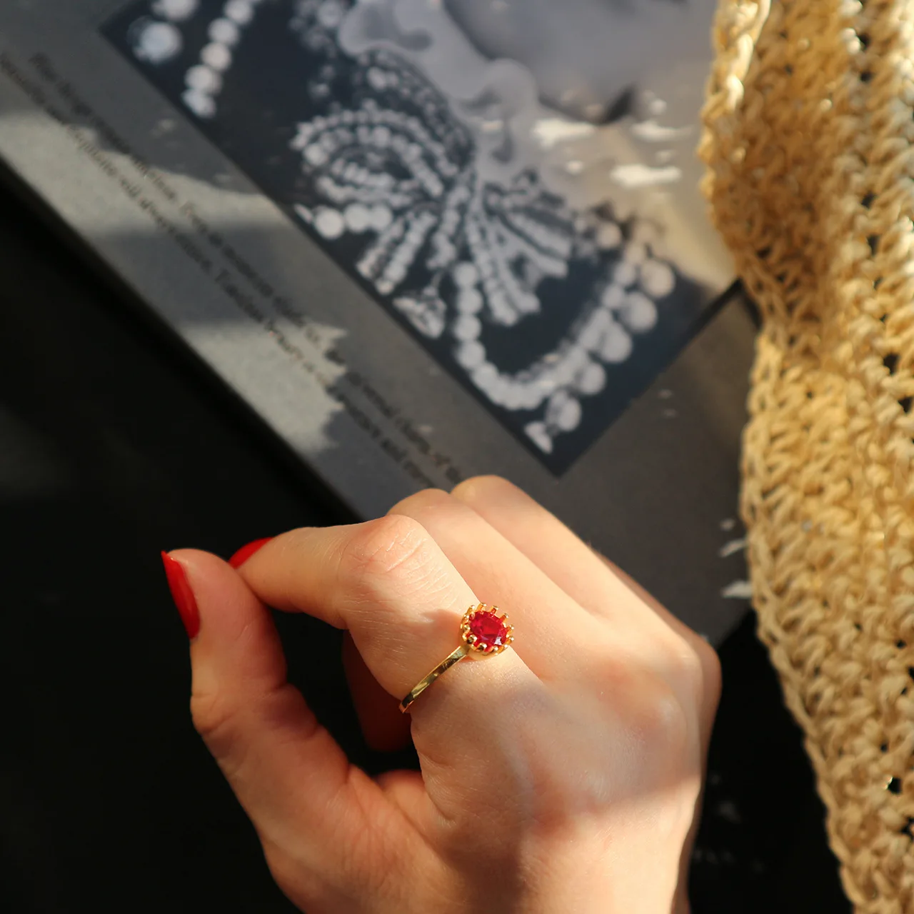Of the cat South Korea han edition S925 pure silver ring personality The red corundum mustard | Украшения и аксессуары