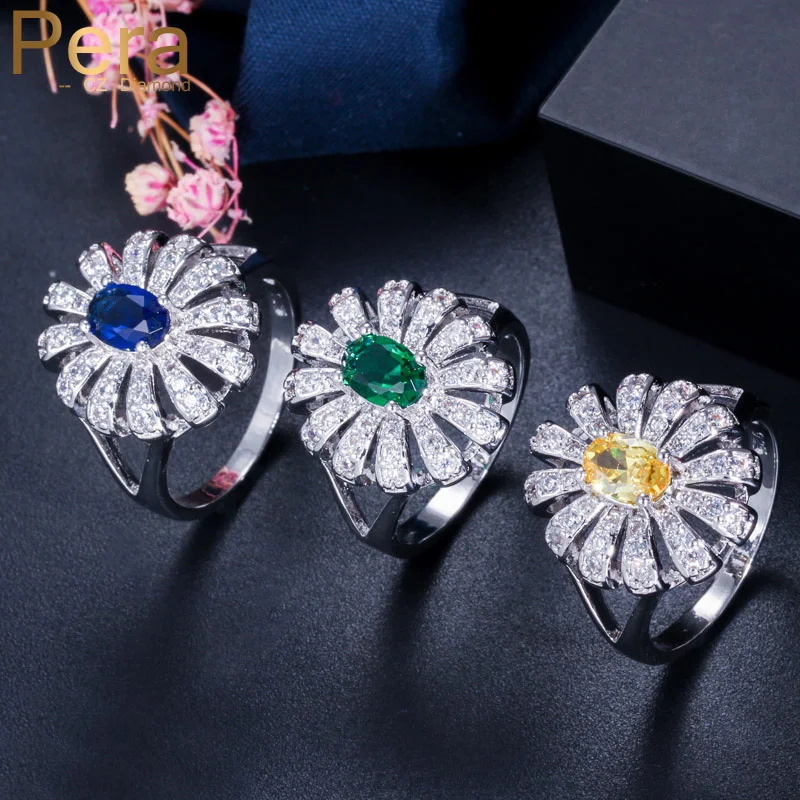 Pera классические кольца с большим цветком овальной формы фианитом серебристого