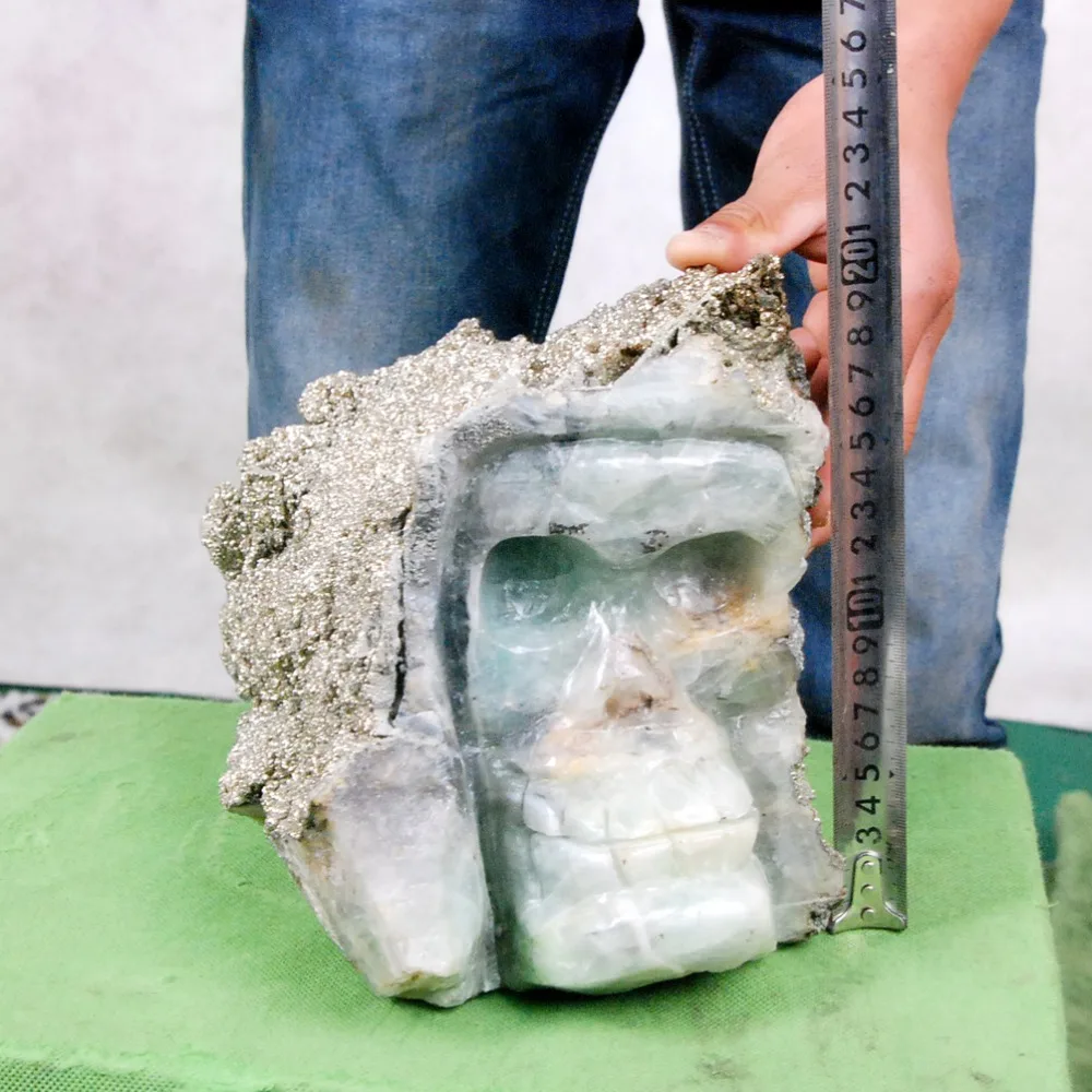 

23.15lb The healing of natural quartz crystal gold ore skull