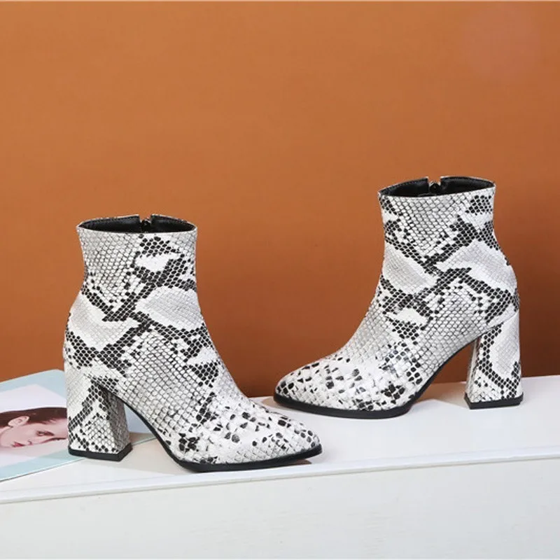 Snake Ankle Boots Women Autumn Winter Lady High Heels A275 Fashion Woman Gold Silver Brown Red Buckle Zipper Pointed Toe Shoes
