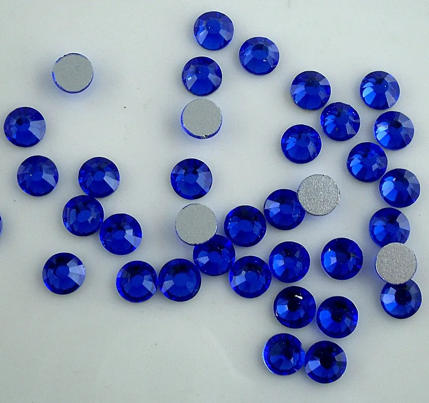 Фасетированные стеклянные кристаллы сапфирово-синего цвета AAAA 2-6 мм с плоской задней стороной для украшения мобильных устройств, ногтей, одежды, обуви и сумок - 144 шт.