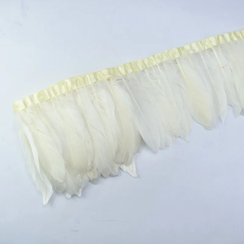 Off White Натуральное окрашенные утка украшение из гусиных перьев Настоящее гусиное перо ленты с бахромой 15-20см6-" платье декоративная одежда украшение плащи - Цвет: Off White