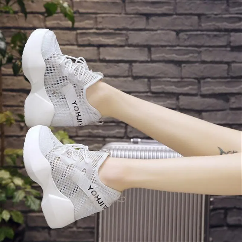 Женские летние туфли на танкетке 11 5 см повседневные кроссовки из сетчатого