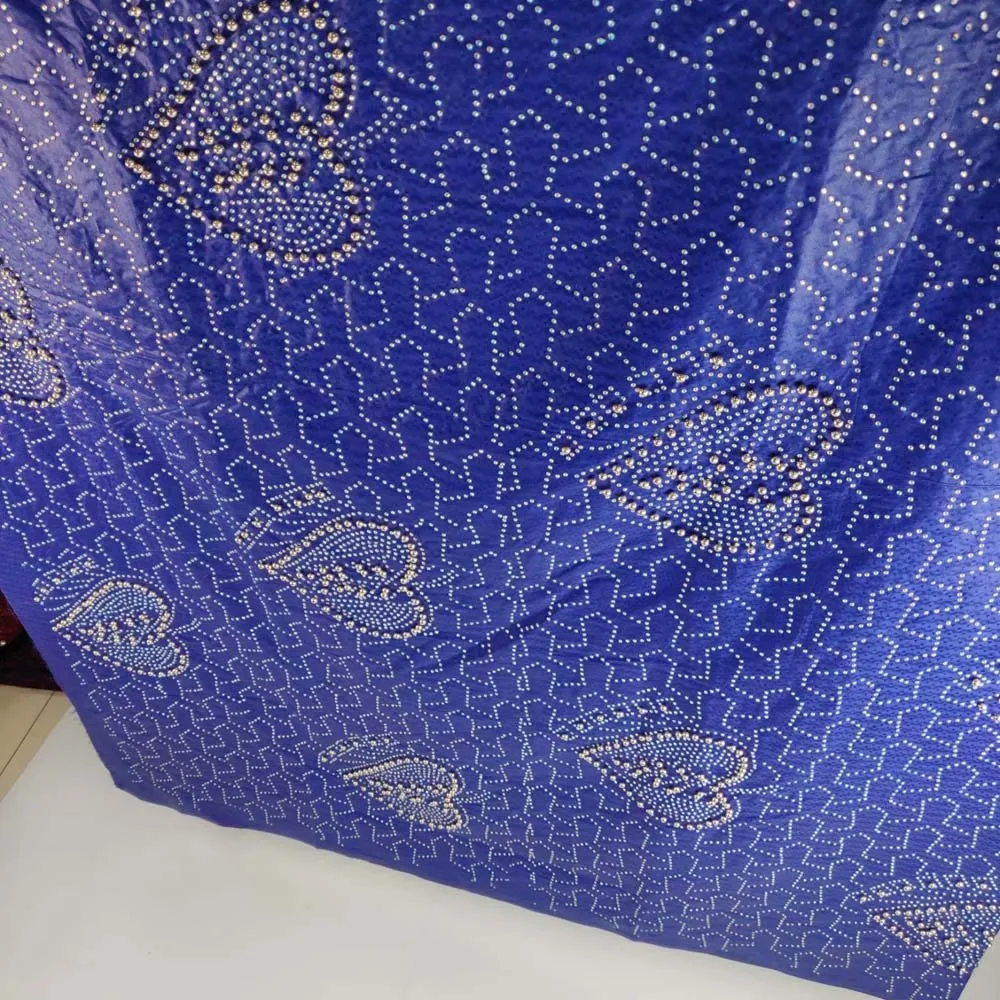 Высококачественный жаккард и ароматный полный горячий алмаз базан мягкая