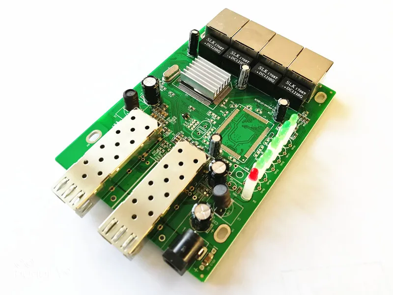 SFP 2 волокна и 4 порта UTP волоконный медиаконвертер переключатель RJ45 + (1*9) порт с