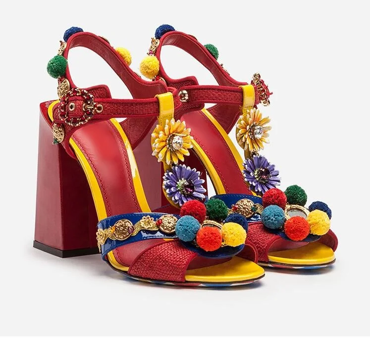 Новинка 2019 красные кожаные женские сандалии на квадратном каблуке украшение с