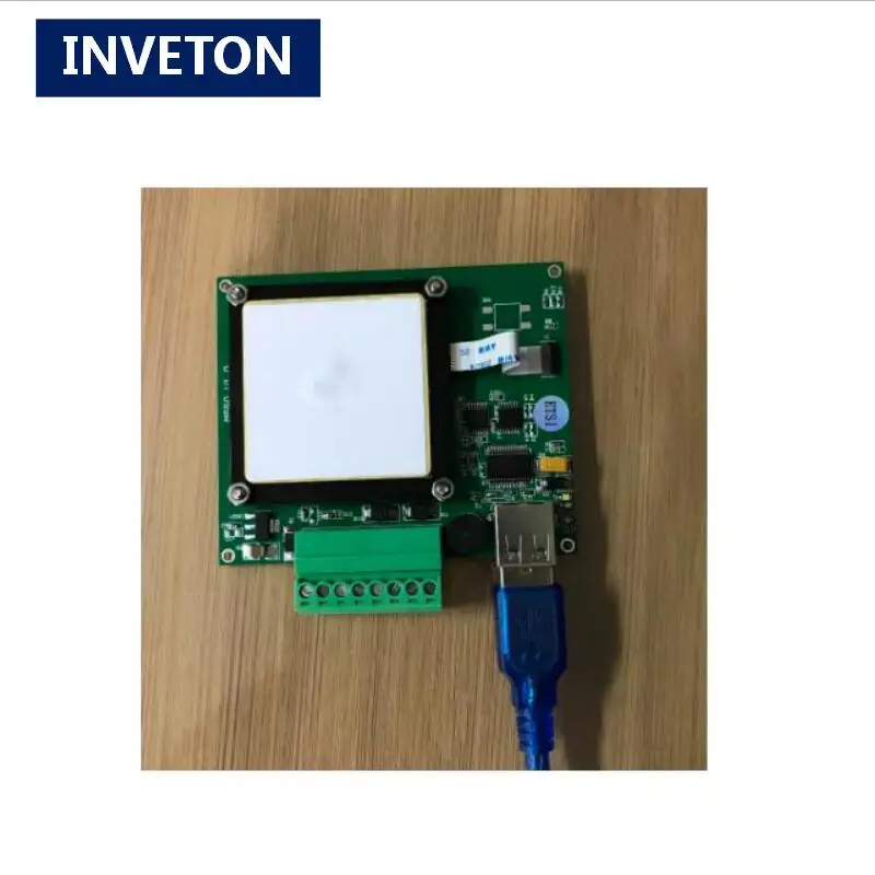 Пассивный UHF RFID-считыватель PR9200 с встроенной антенной 2 дБи и USB-кабелем для