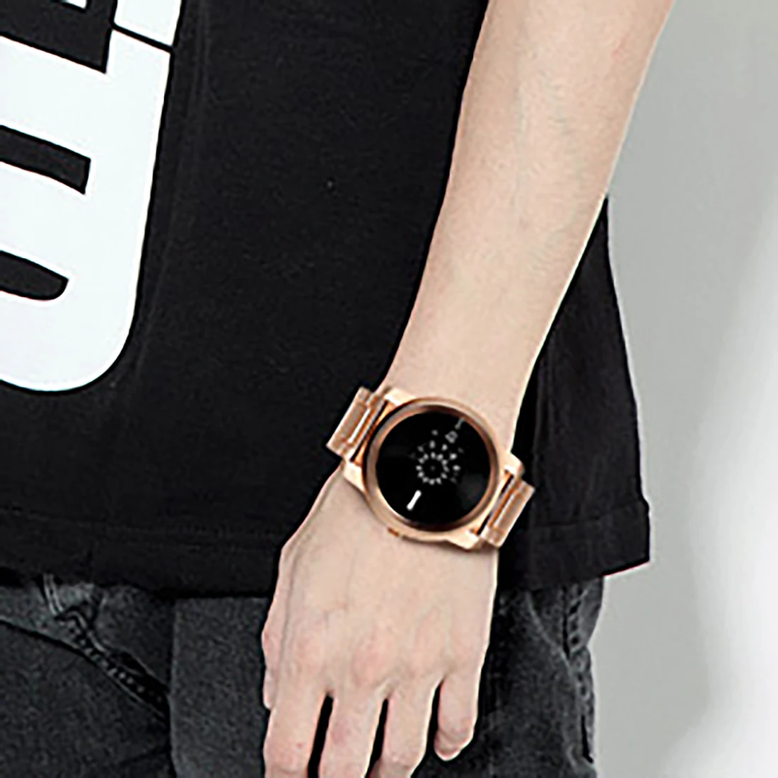 Новое поступление 2018 кварцевые часы мужские роскошные модные ведущей марки