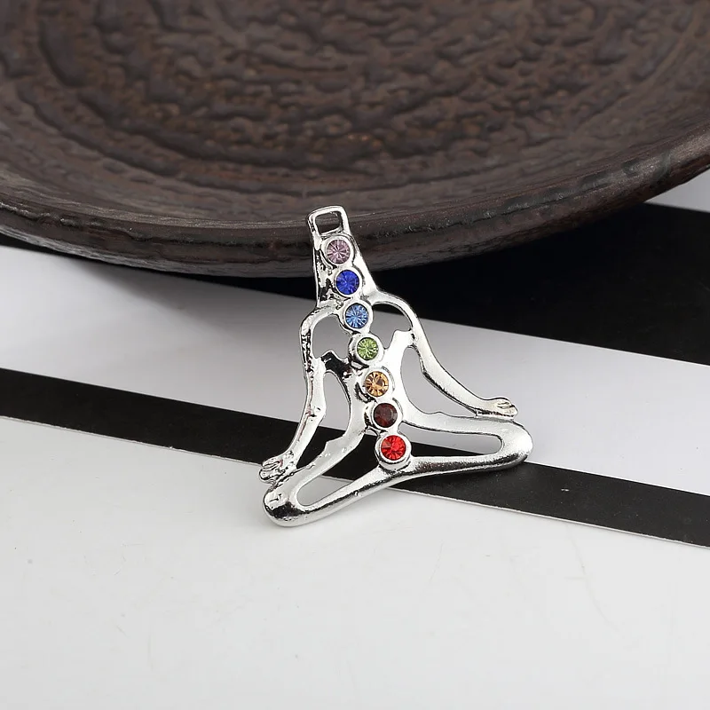 Gift silver chain Чакры рейки религия символ 7 Чакра натуральный камень жизни Дерево круг очарование Исцеление подвески для женщин мужчин цепочки и ожерелья праздничные ювелирные изделия - Окраска металла: Gift silver chain