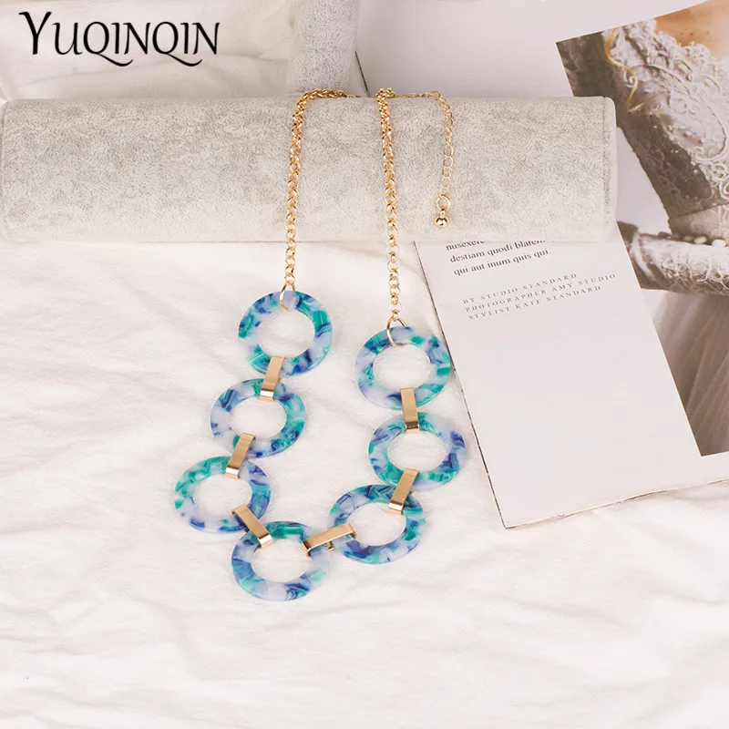 

Vintage Fashion Acetic Acid Acrylic Metal Chains Necklaces Wholesale for Women Acetate Resin Geometric Round Pendants Jewelry