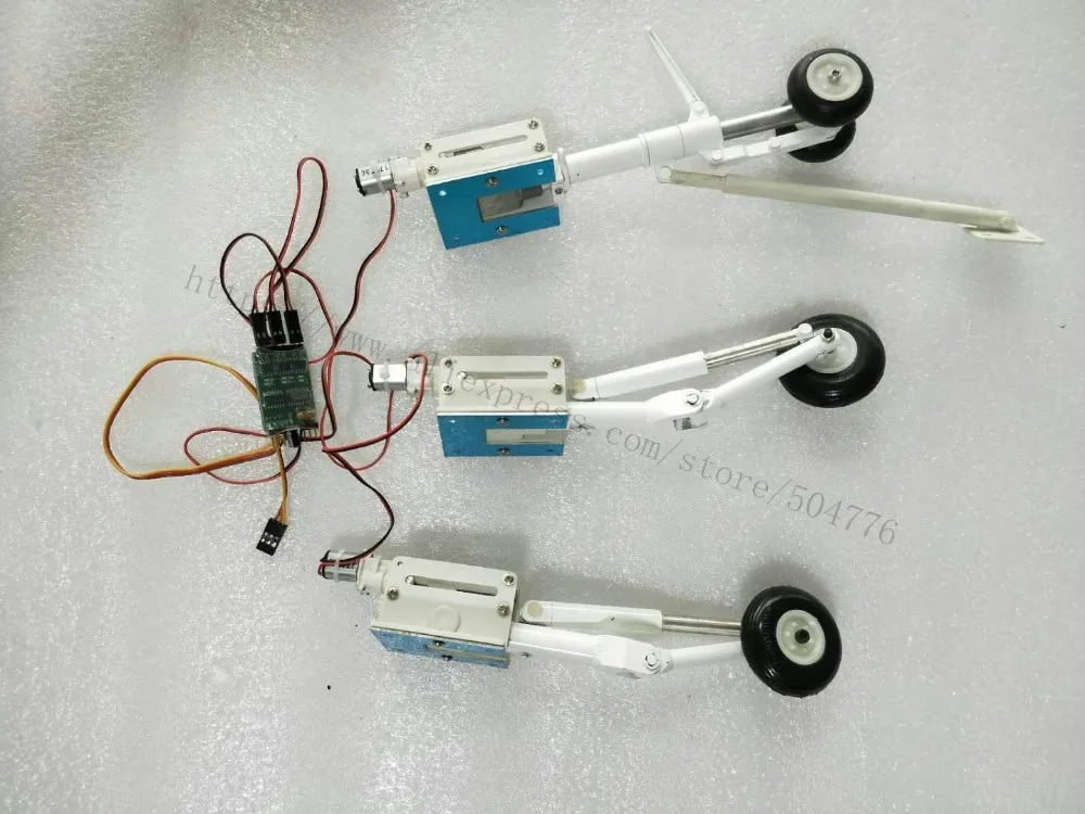 Радиоуправляемый самолет F18 металлическое посадочное шасси с