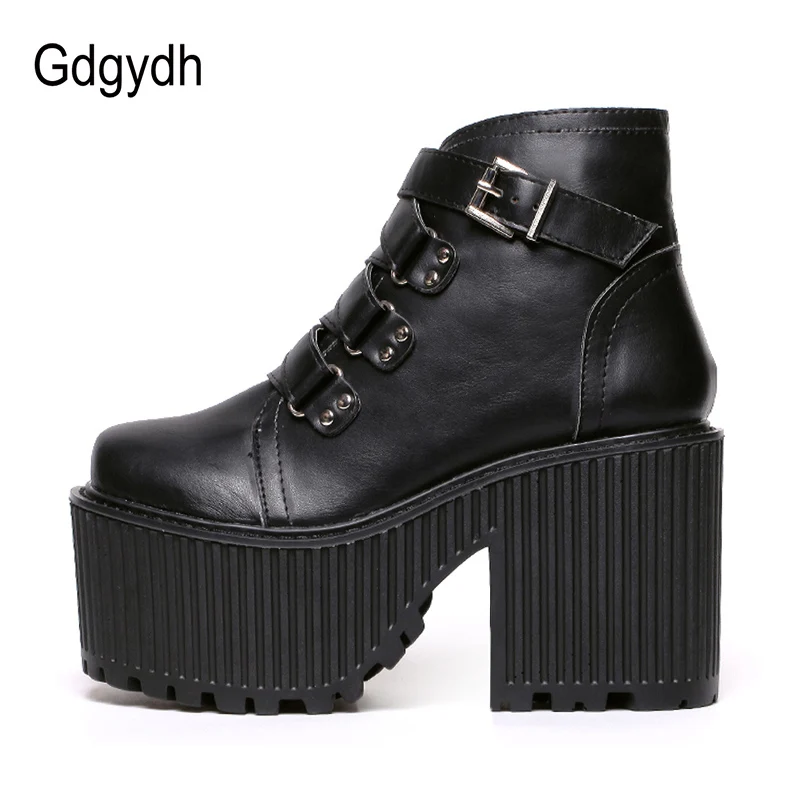 Женские ботильоны на платформе Gdgydh черные кожаные ботинки с круглым носком - Фото №1