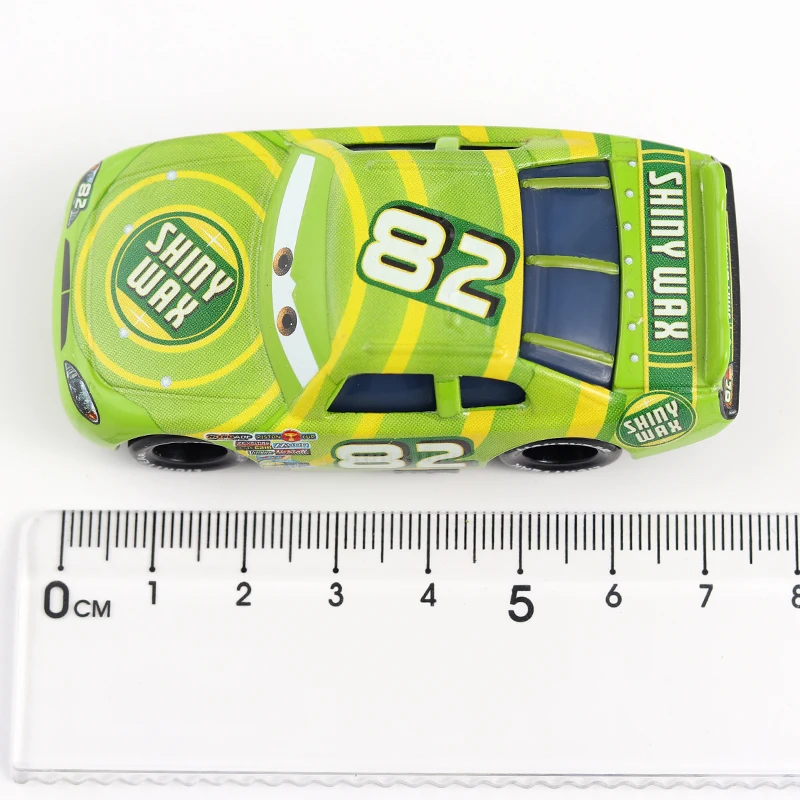 

Cars 3 Disney Pixar Cars No.82 Shiny Wax Metal Diecast Toy Car 1:55 Lightning McQueen Children's Gift Free Shipping