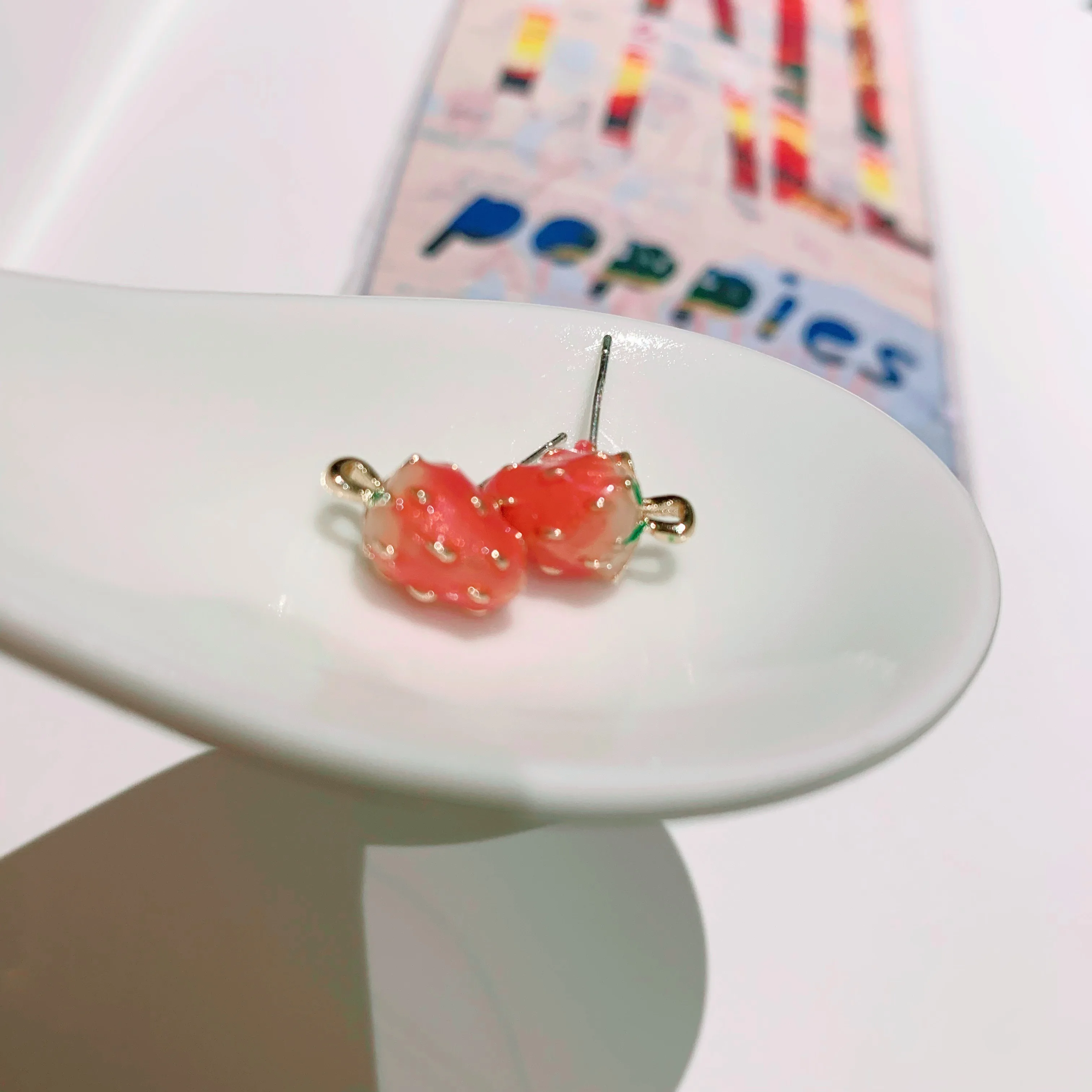 Новые милые серьги с фруктами и клубникой Neatear изысканные маленькие женские
