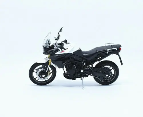 Модель мотоцикла Welly 1:18 Triumph Tiger 800 новая игрушка в коробке |