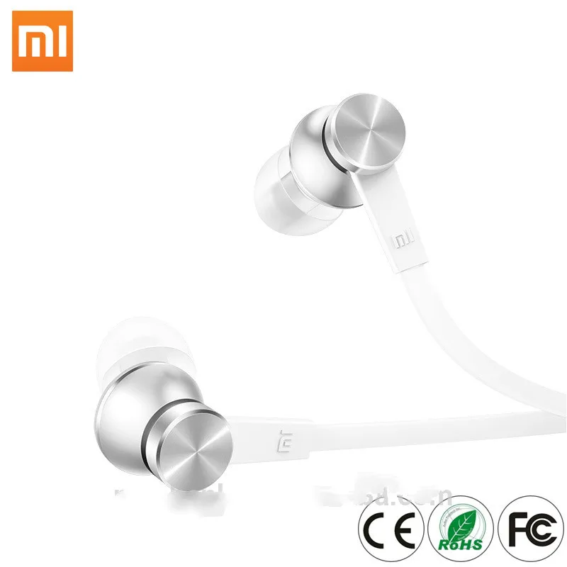 Xiaomi Mi Piston 3 наушники основные с микрофоном громкой связи провода контроль имеется
