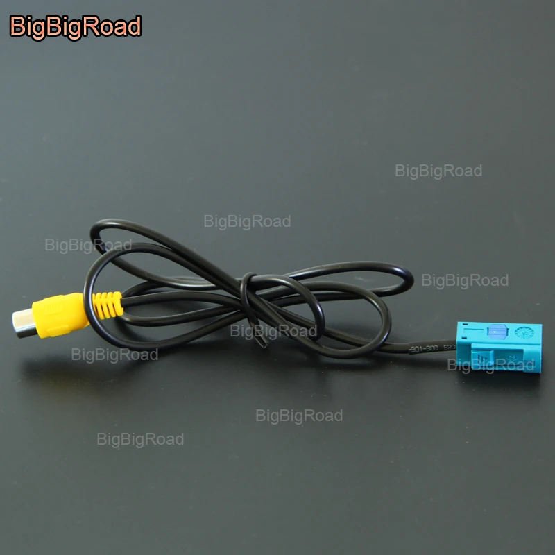 Фото Адаптер RCA для Mercedes Benz E-серии W212, W207, C207, W213 / C-серии W204, кабель для подключения камеры заднего вида. №3