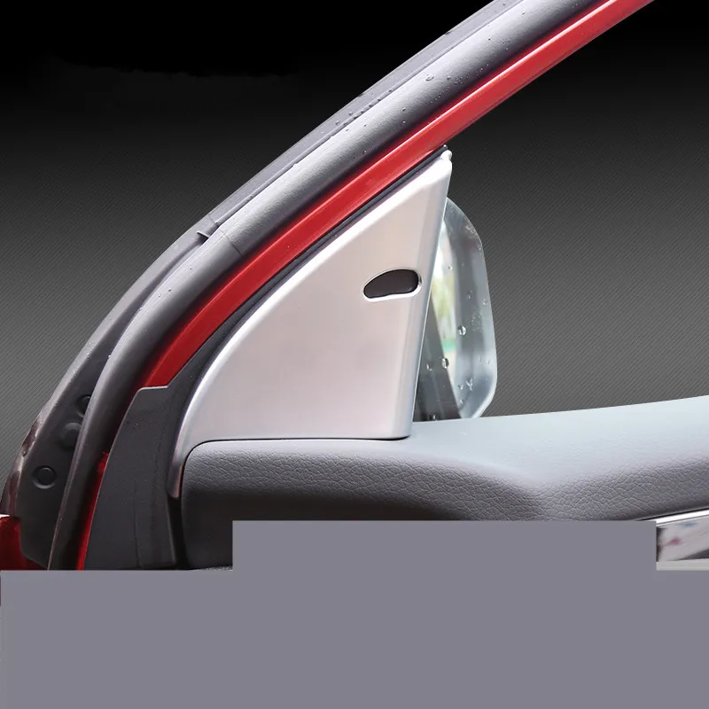 

Interior Glass Triangle Decorated Cover For Nissan Qashqai 2016 Z2EA694