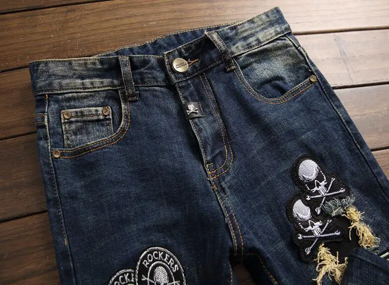 Брюки мужские эластичные с вышивкой оригинальные дизайнерские штаны дырками