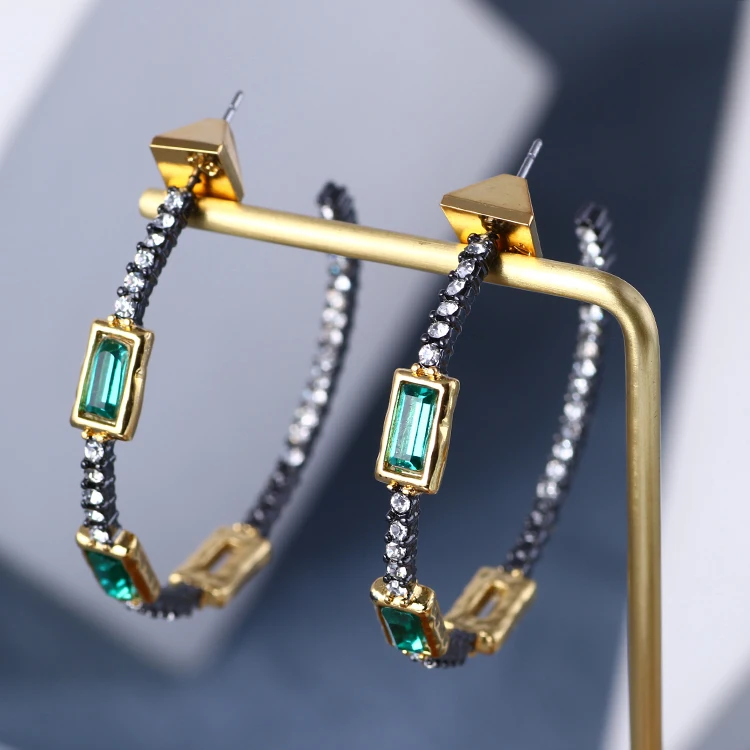 Американский зеленый камень в стиле панк золотой и черный цвета дизайн серьги на