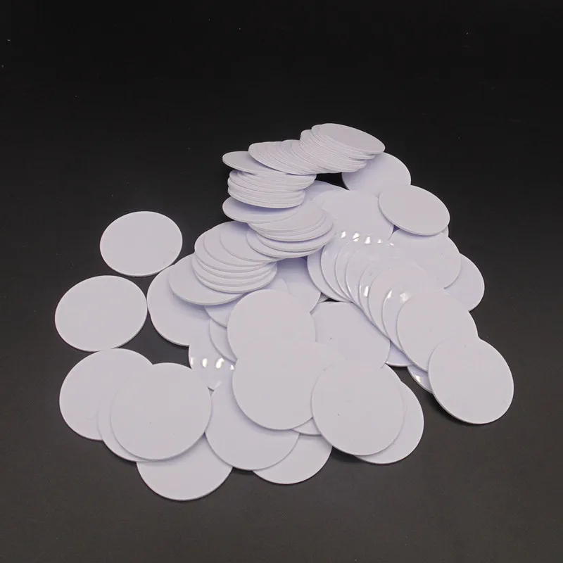

(10000 шт.) NFC-метка круглой формы 25 мм Ntag213(Ntag203 совместима), пластиковые (ПВХ) монетные карты, используемые для Android и всех NFC-телефонов