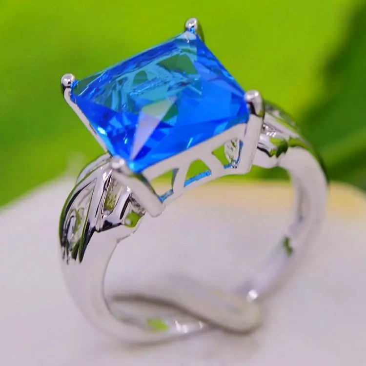 Hot Sale Fashion Designer Jewelry 10mm Square Green Zircon Crystal Ring Plated White Gold Bijoux Women Wholesale $2.48/pc | Украшения и