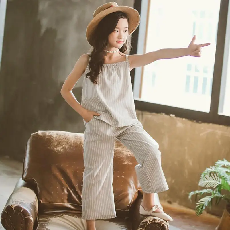 Комплект летней пляжной одежды для девочек топ и штаны в полоску малышей