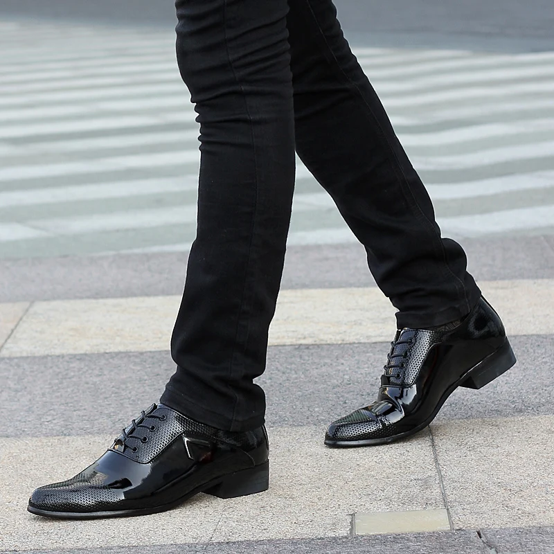 2016 Оксфорд Мужчин Плоские Черные Туфли Свадьба Бизнес Патент Острым Носом