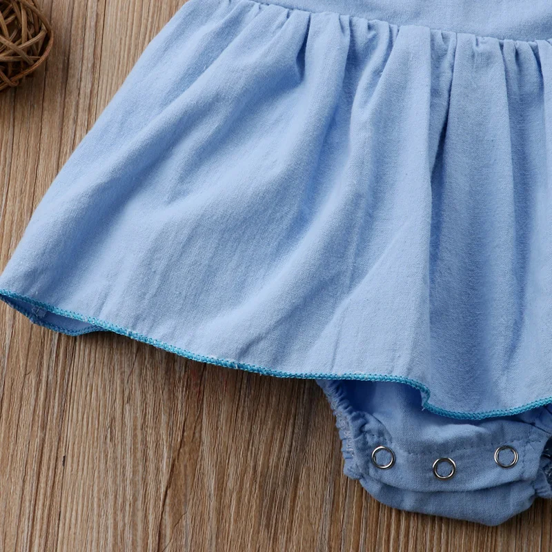 Летнее платье-пачка без рукавов с открытой спиной и бантом для новорожденных