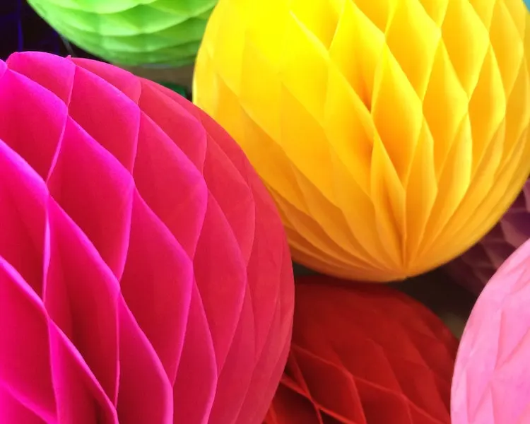 

Free DHL Shipping 50pcs 16"(40cm) Large Tissue Paper Honeycomb Balls Bulk,Red Mint Green White Light Pink Black Purple Craft Big
